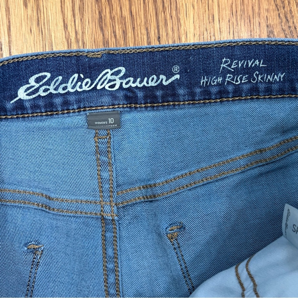 Eddie Bauer Women's Revival High-Rise Skinny Jeans - Picture 6 of 11